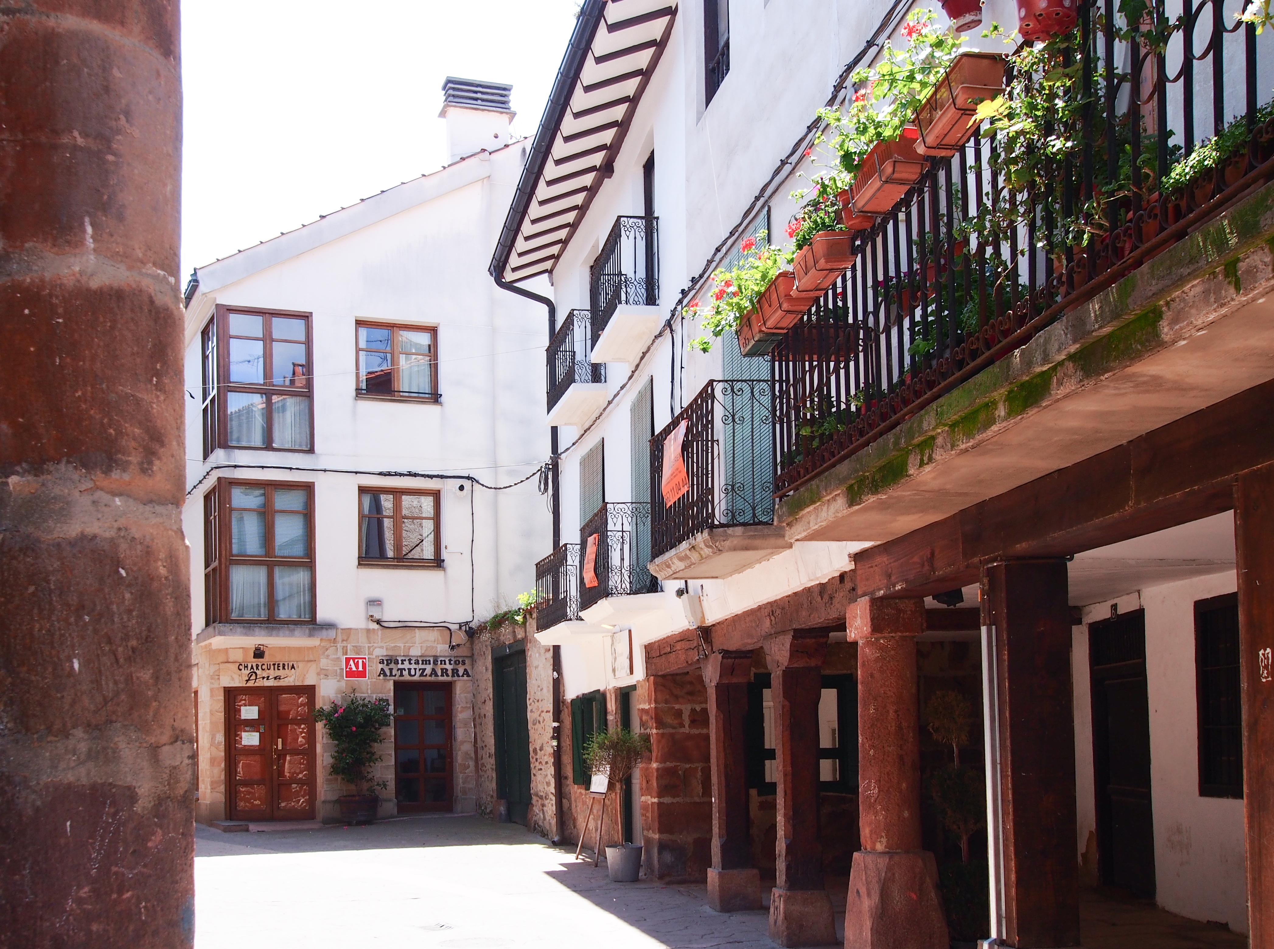 Apartamentos Rurales Altuzarra Ezcaray Exterior photo